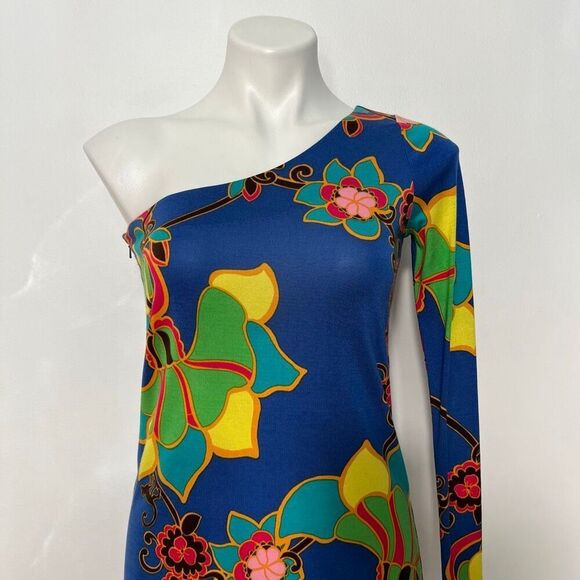 Lilly Pulitzer Whitaker Asymmetrical One Shoulder dress - Picture 2 of 11